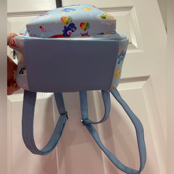 Loungefly Carebear mini backpack - Picture 4 of 8